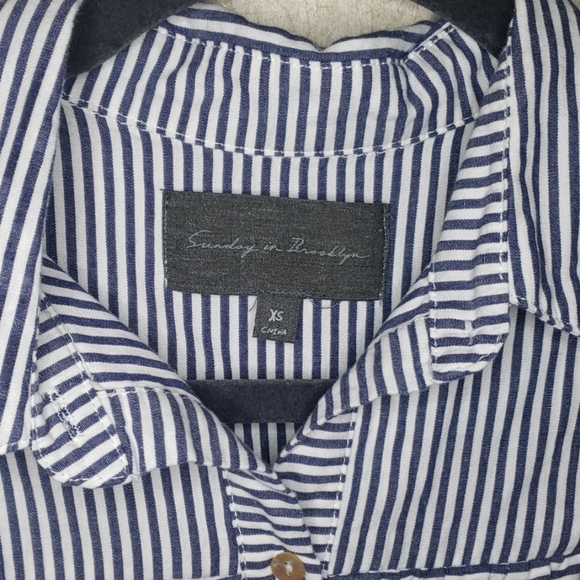 Anthropologie Sunday in Brooklyn Scilla Top - Picture 5 of 6